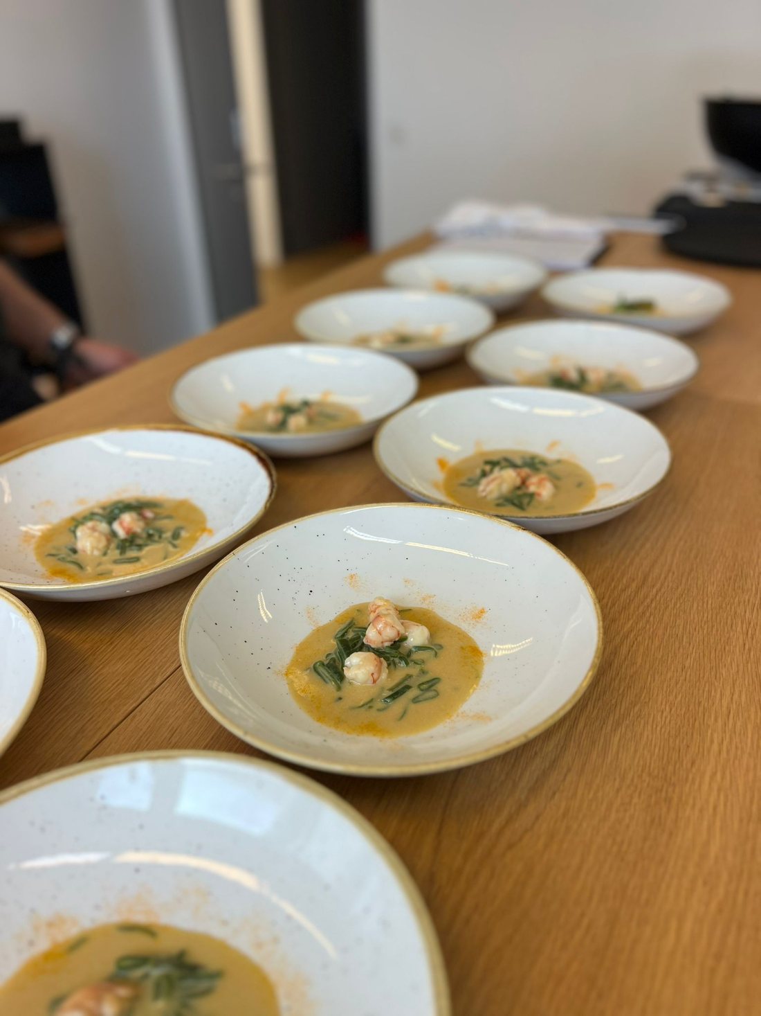 Plated lunch service at a daycrunch location