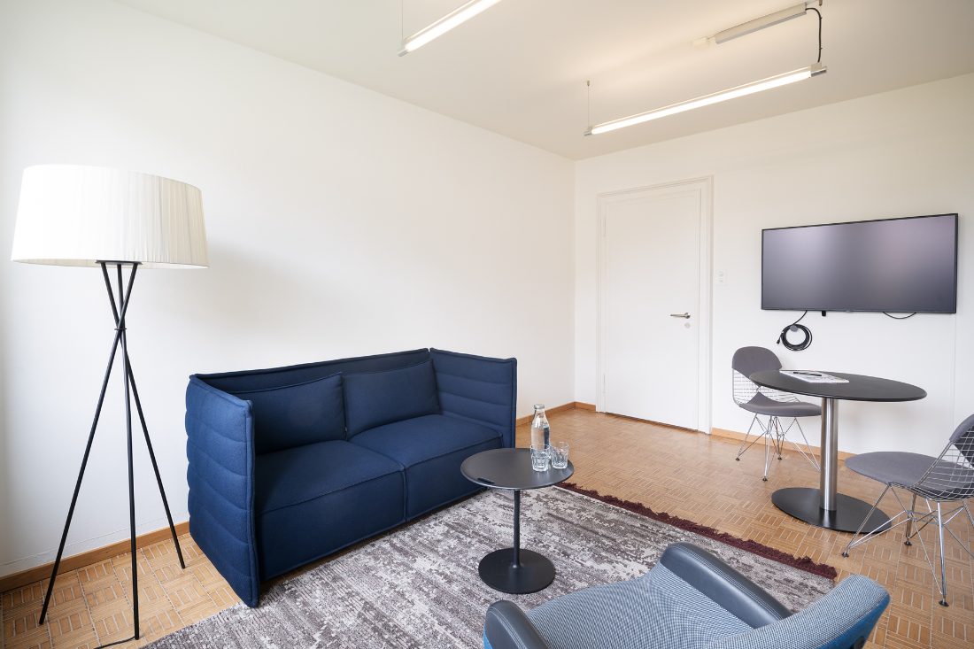 A coaching / 1:1 room